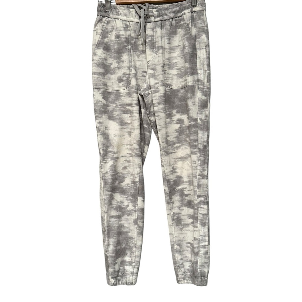 Athleta Farralon printed joggers